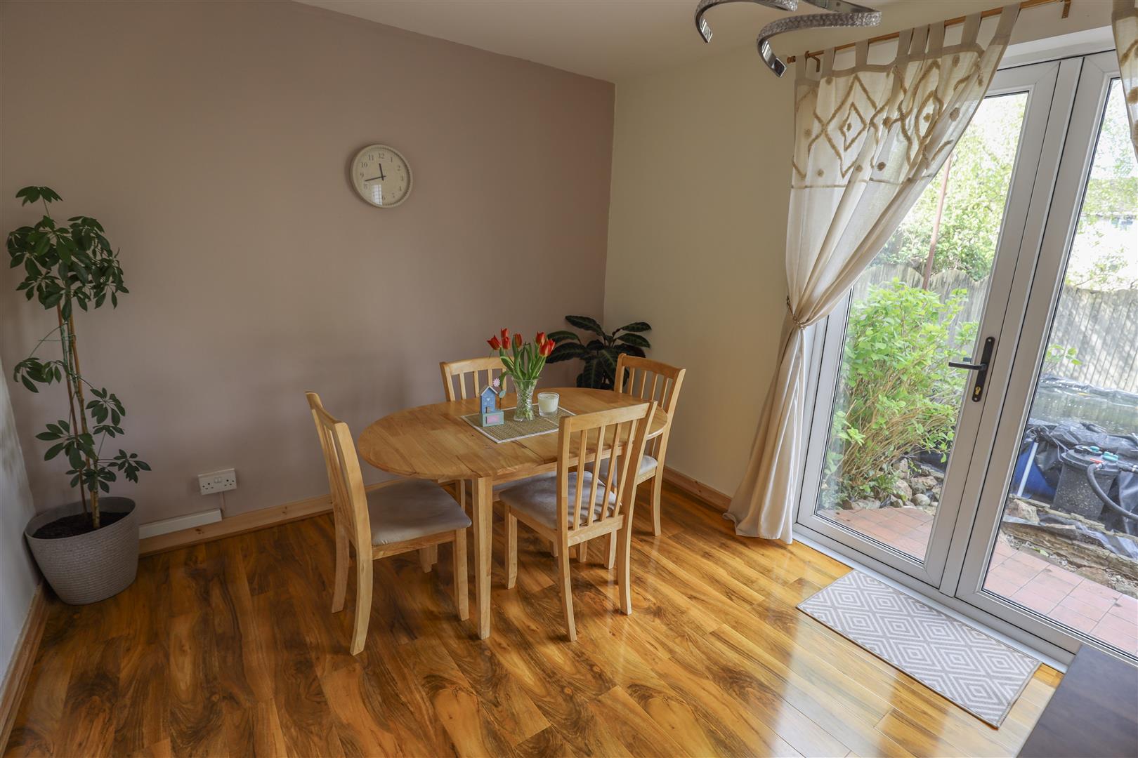 36 Borough Close, Cowbridge, Vale Of Glamorgan, CF71 7BN